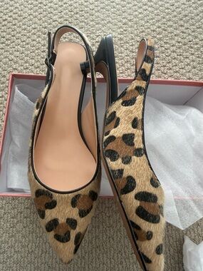 NIB Leopard Print Pointed Slingback Kitten Heel Pumps - 8